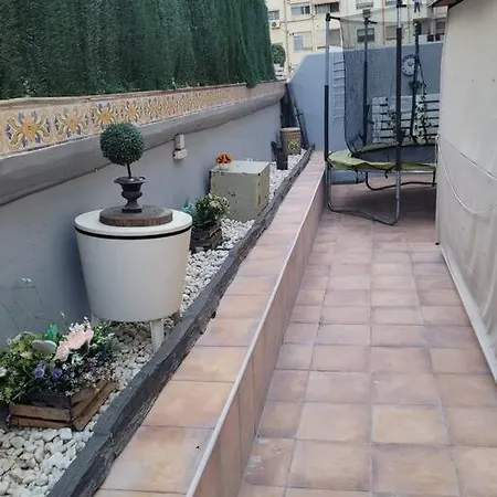 Precioso Reformado Con Terraza, 4 Habs * 瓦伦西亚